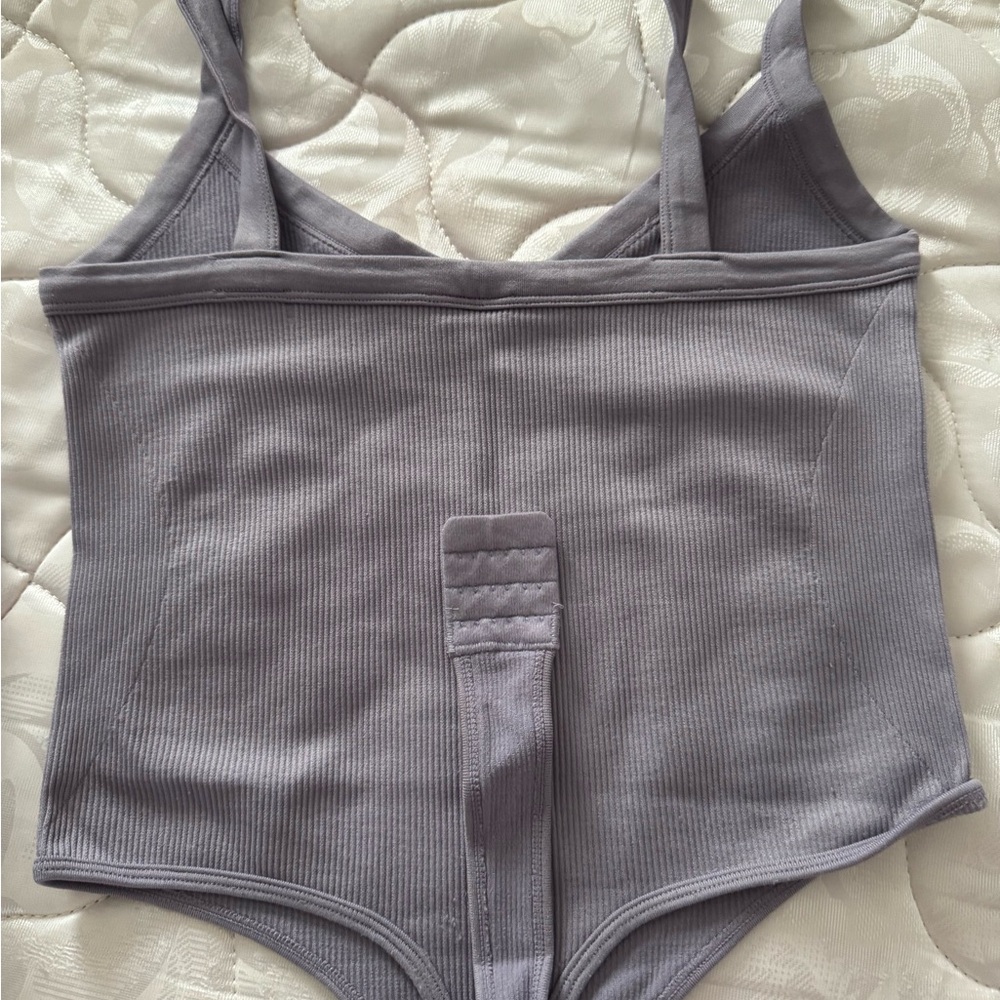 Gray Ribbed Bodysuit - Picture 2 of 2